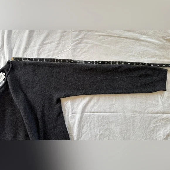 Harley of Scotland Women’s Cashmere/ Merino Rolled Neck Sweater - Small - Picture 3 of 10